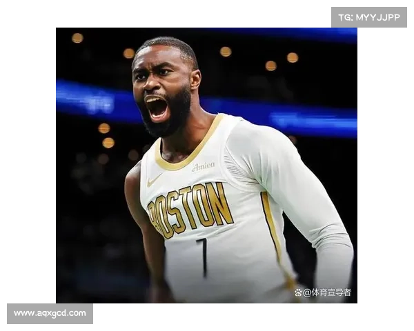 布朗赛季表现耀眼领跑最佳球员榜单 深度解析其进步与影响