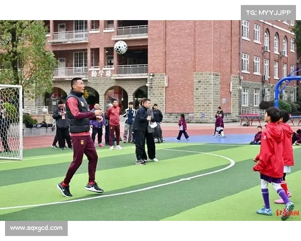 扑点球时的反应技巧与方向判断方法解析及训练要点